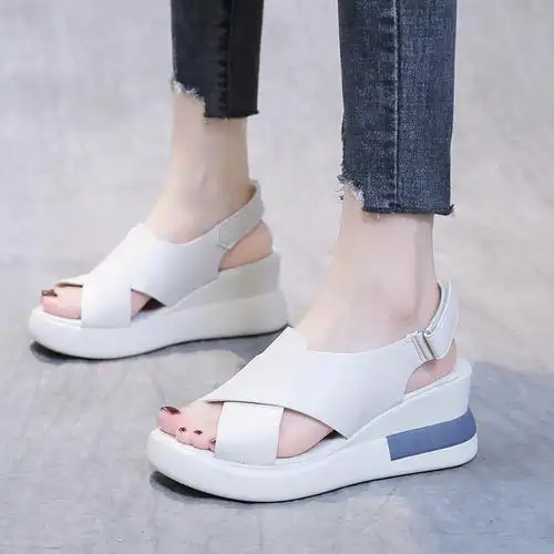 厚底坡跟凉鞋女2021年新款夏季休闲鱼嘴女鞋软皮松糕跟女鞋-阿里巴巴