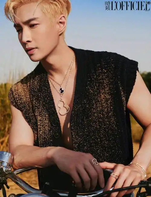 机车风的张艺兴也太帅了吧!