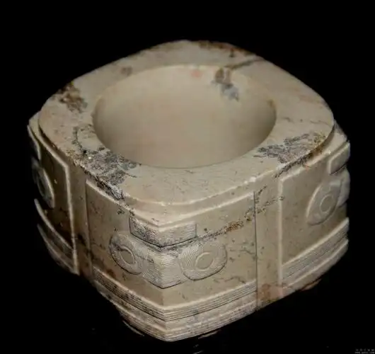 妙剥搜神记第26回孙休试觋