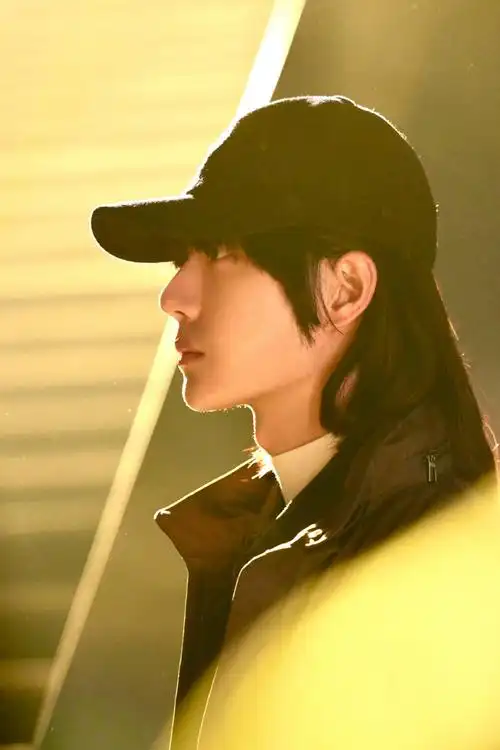 王一博新歌写真b版