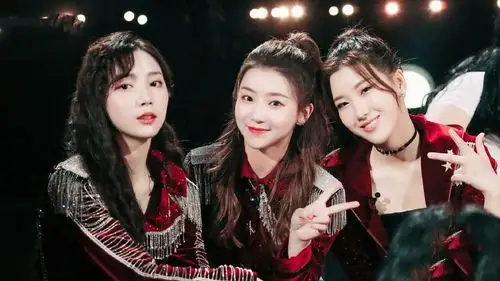 《创造营》林君怡最尴尬,没有杨超越的身材运气,更没