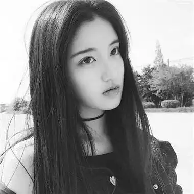 女生黑白伤感头像大全2022丢失了那个曾经高傲的自己