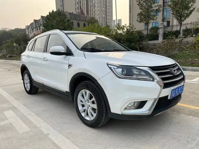 北汽幻速 s6  2016款 1.5t 手动领先型图片