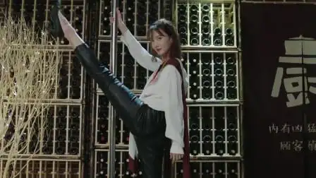 好好的:金晨这段钢管舞帅炸了,竟是临场发挥,导演都没想到!