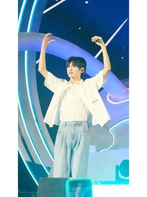 翟潇闻  #翟潇闻电音节  @翟潇闻30分钟太短啦 期待下次见