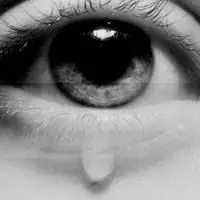 女生哭到崩溃的图片 二次元女生哭泣奔溃图片【点击鼠标右键下载】