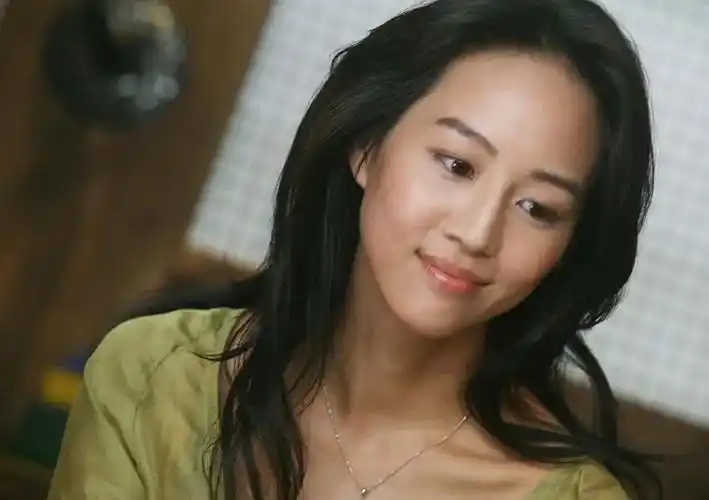 张钧甯向8位网友发送律师函,要求删除爆料并道歉,否认不当言论