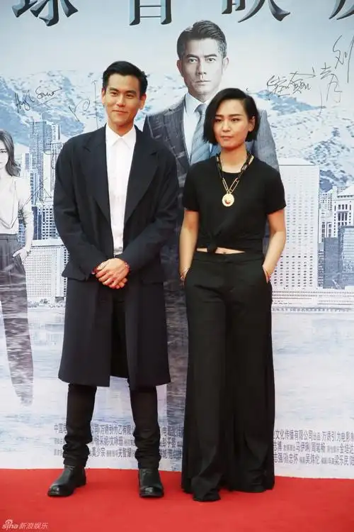 寒战2首映周润发玩自拍梁家辉调侃郭富城3