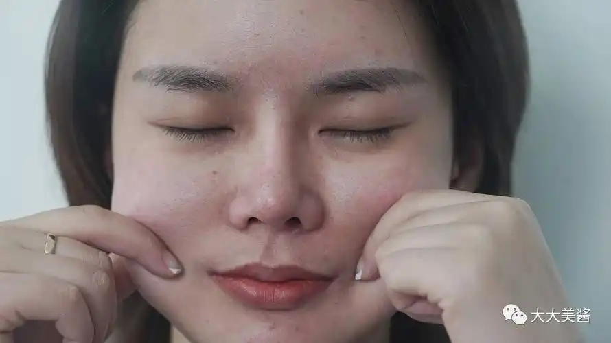 毛孔粗大,可能就是女生最困扰的问题了