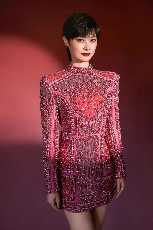 西门少年, 率性而行,无所畏惧. 用歌声野蛮生长流行你我……|西门少年