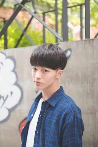 头发两侧内掏空发型有多帅