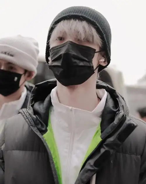 常华森银发造型