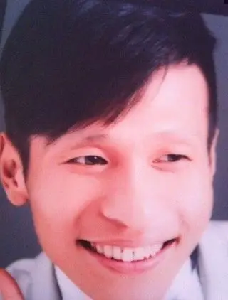 宋小宝晒年轻时的旧照颜值高到可以演偶像剧了