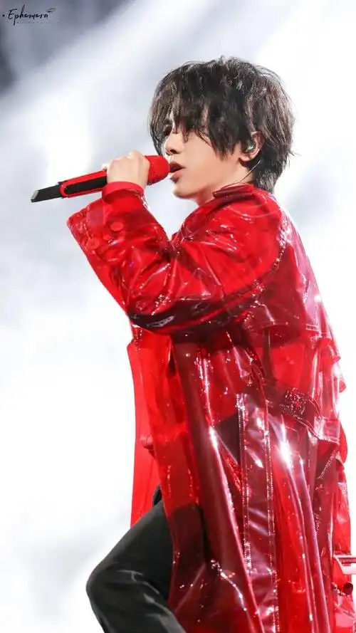 来自华晨宇粉丝的表白卡:他一直都告诉我们,他也有很多不好的习惯