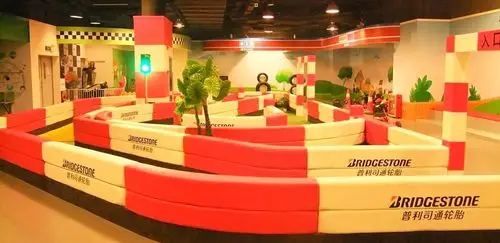 广州星期八小镇