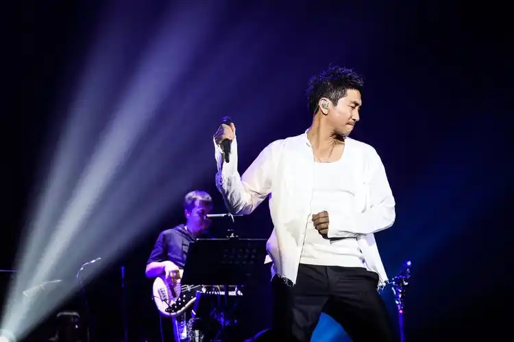 低产的沙宝亮终于发歌了岁月如刀成男人最爱