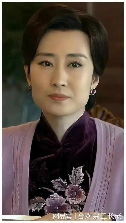 国民大姐刘敏涛大器晚成,挣脱阔太的枷锁,为一根冰激凌离婚