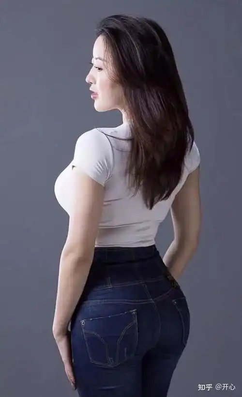 两性知道男人为什么喜欢大胸女人