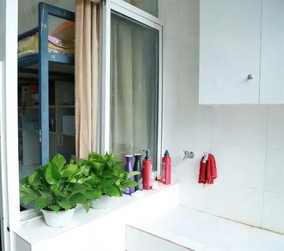 校园之声丨云南民大附中,用心装扮,用爱点缀,让宿舍更温馨!