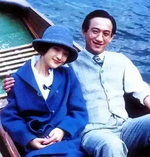 原创一身爹味不爱惜羽毛黄磊中年危机虽迟但到