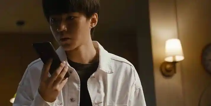 "衰神附体"张译:被嘲长相丑却成影帝,守候初恋植物人十年_王俊凯