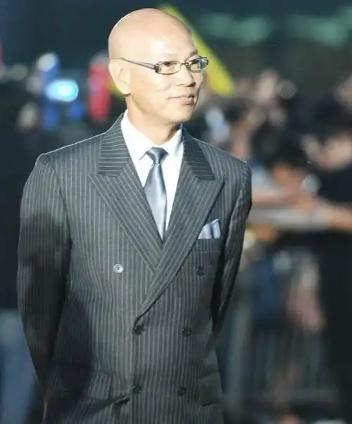 罗家英经纪人_罗家英代言费_罗家英个人资料