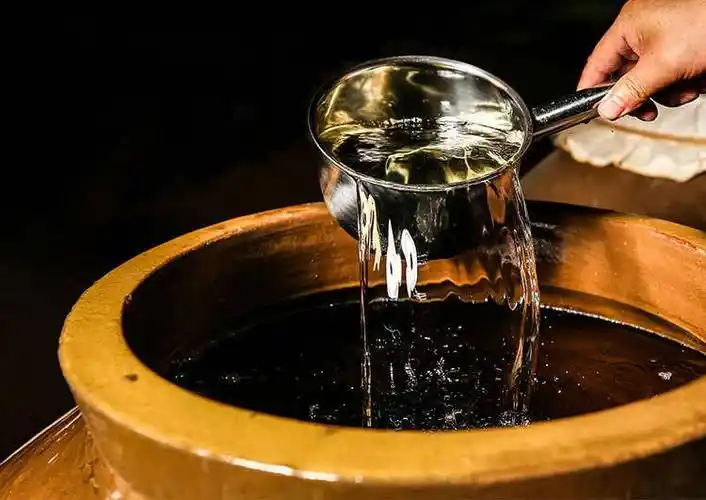 中国蒸馏酒酿造知识大全