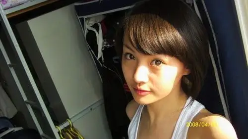 郑爽大学生活照曝光 天然美女清纯无敌