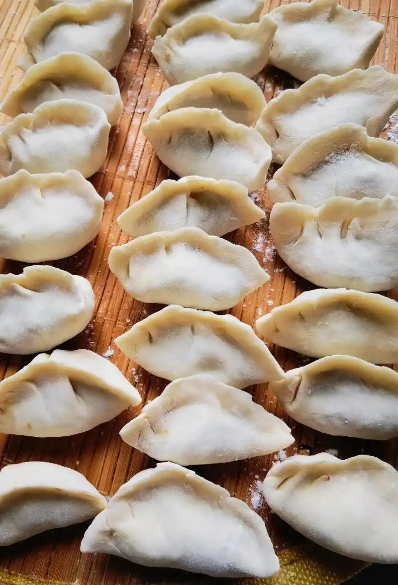 我的厨房日记 #手工饺子 #幸福的味道 #分享生活温暖你我 - 抖音