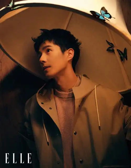 刘昊然elle5月刊封面##刘昊然手臂线条好明显