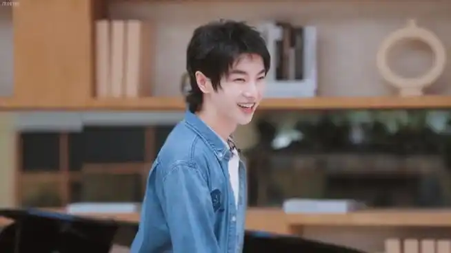 宝宝太可爱了太可爱了060506@华晨宇yu#2024华晨宇火星演唱会