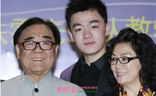 金铁霖有过几个老婆金铁霖的历任妻子大揭秘