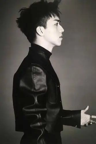 许魏洲 时尚杂志拍摄