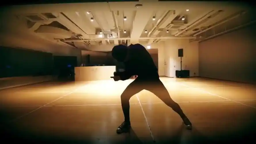 金钟仁的舞蹈就像他一样温暖舒适