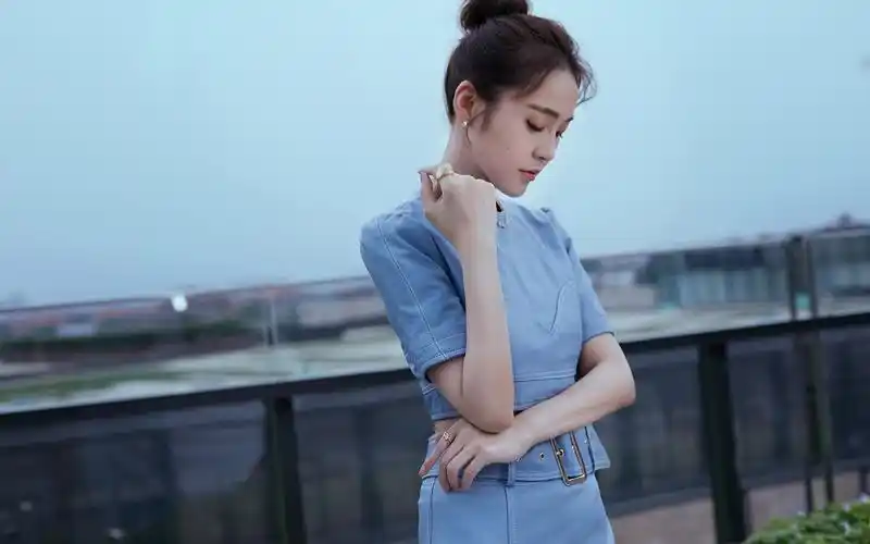 张佳宁清新甜美写真桌面壁纸