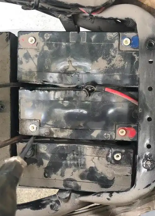 怎么判断电动车电池是否老化需要换新5个简单快速判断方法