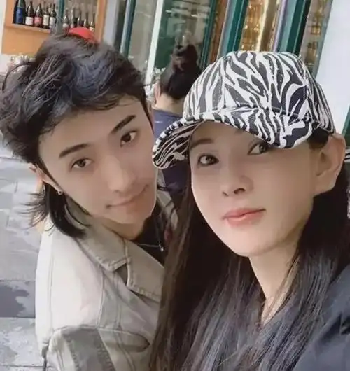 一夜狂赚5000万,两任老公都是恋爱脑|秦昊|伊能静|庾澄庆|嫁入豪门