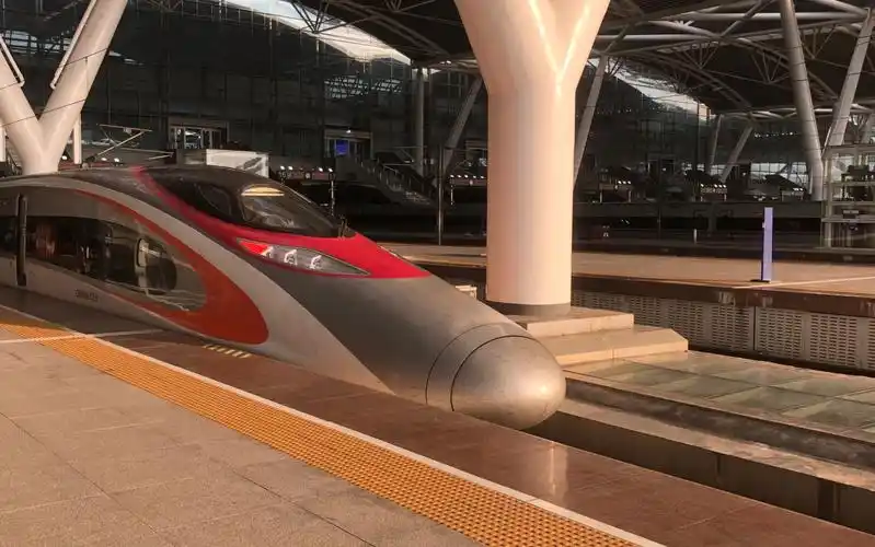 g6586 mtr港铁动感号进深圳北站及进广州南站