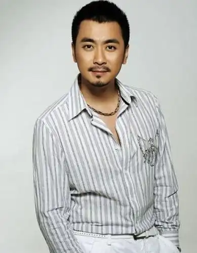 虽然在剧中从第七集开始,陈海便要躺着演技,但即便是演植物人也是非常