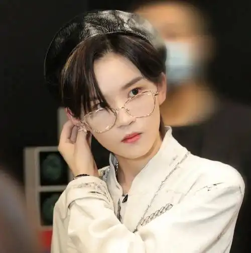 【微信头像】陆柯燃