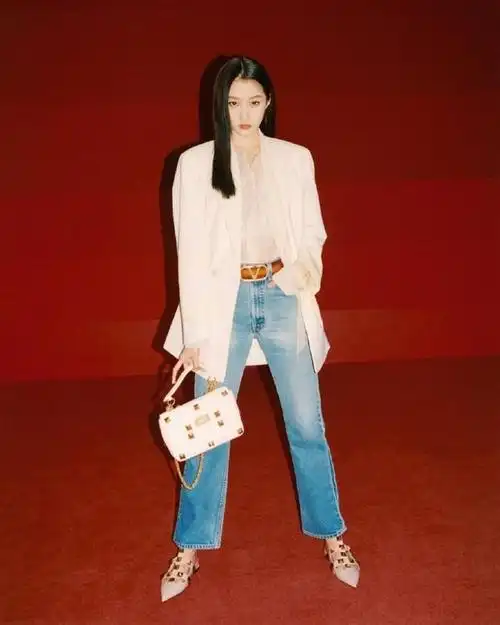 舒淇真是敢穿真空穿西装配阔腿裤走红毯被气质惊艳到了