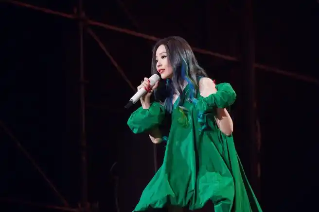 张靓颖光2023巡回演唱会##张靓颖演唱会