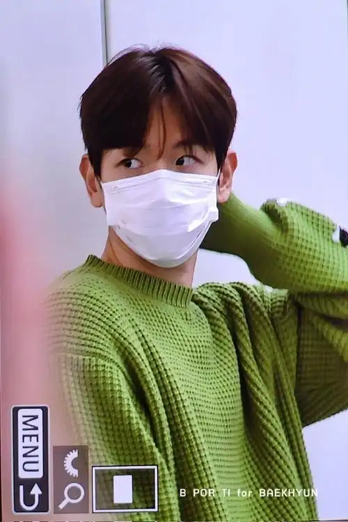 边伯贤超话@baekhyunee7230414【b_por_ti/brightalways56】羽田机