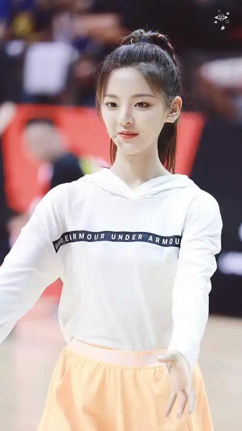 杨超越的颜放在韩国女团中可以称之为神颜吗