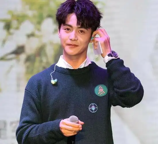 翻看马天宇的个人社交账号可以看出,其在生活中也是一位热心于为群众