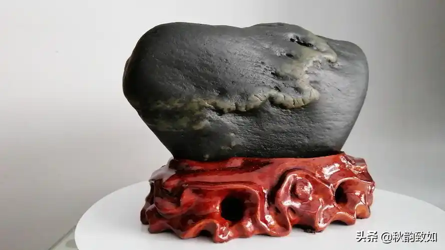 哪里有龙的奇石谁能发个原生态天然龙奇石比较下看看