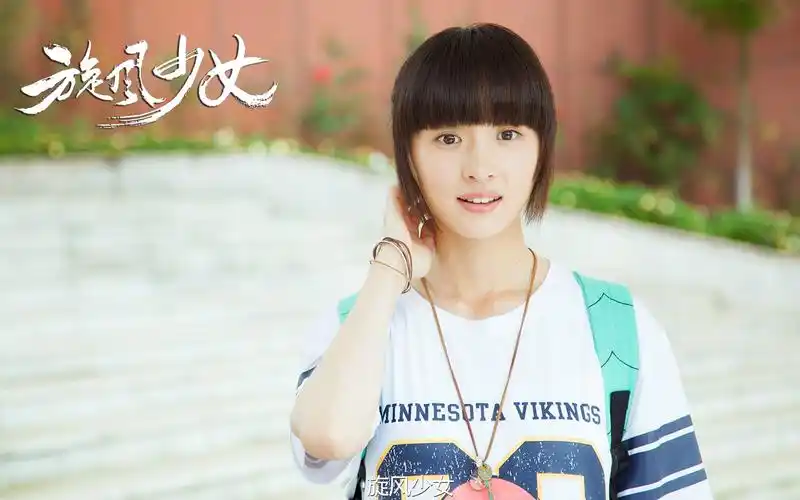 旋风少女戚百草胡冰卿剧照桌面壁纸下载