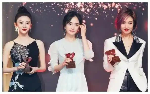 一瞬间见人心动作揭秘杨幂与景甜谁是善良之女