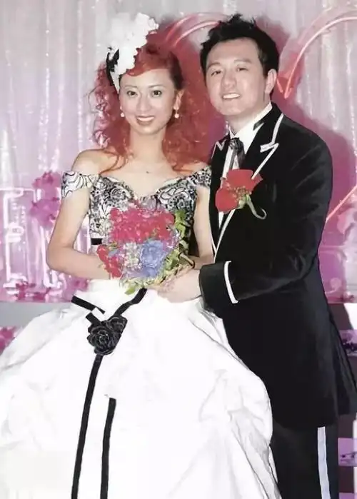 赵薇拨浪鼓穿一身白衣服:鉴证实录配角藏龙卧虎(38)