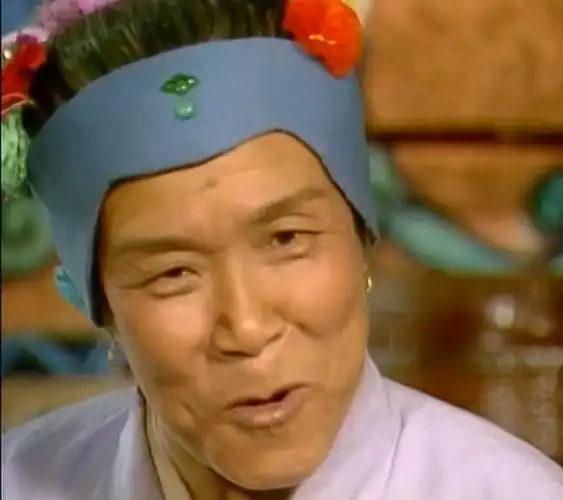 原创《红楼梦》:刘姥姥土气的外表下,难掩生活的智慧